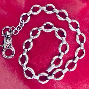 Sterling silver choker necklace 12.5”,  EUC, 👀❤️💕🎉